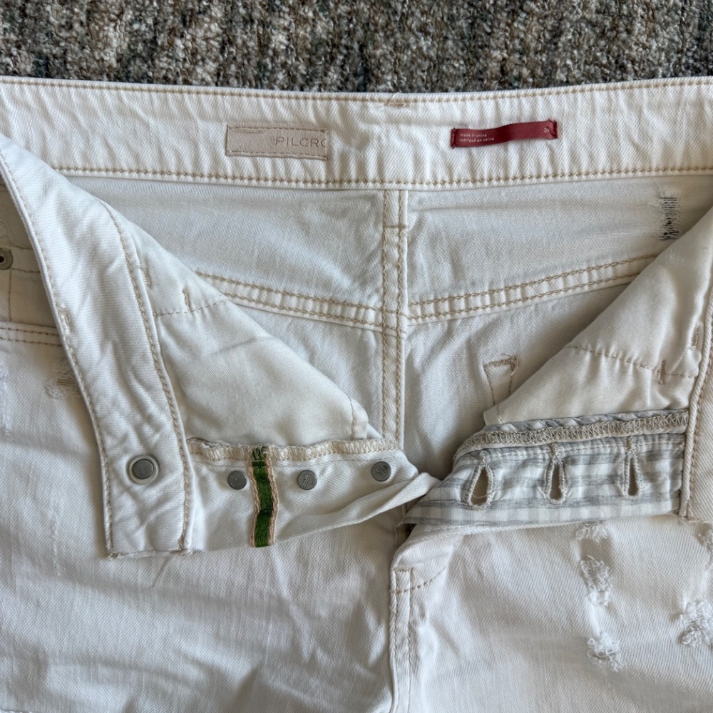 Pilcro Women’s Shorts - Picture 4 of 4
